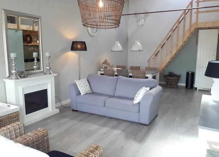 アパート Vecht & Weide ウェースプ